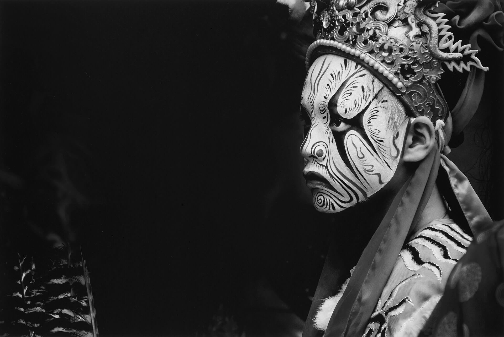 Chen-Yu-Lin-aWhen-God-Comes-Down-to-Earth-1